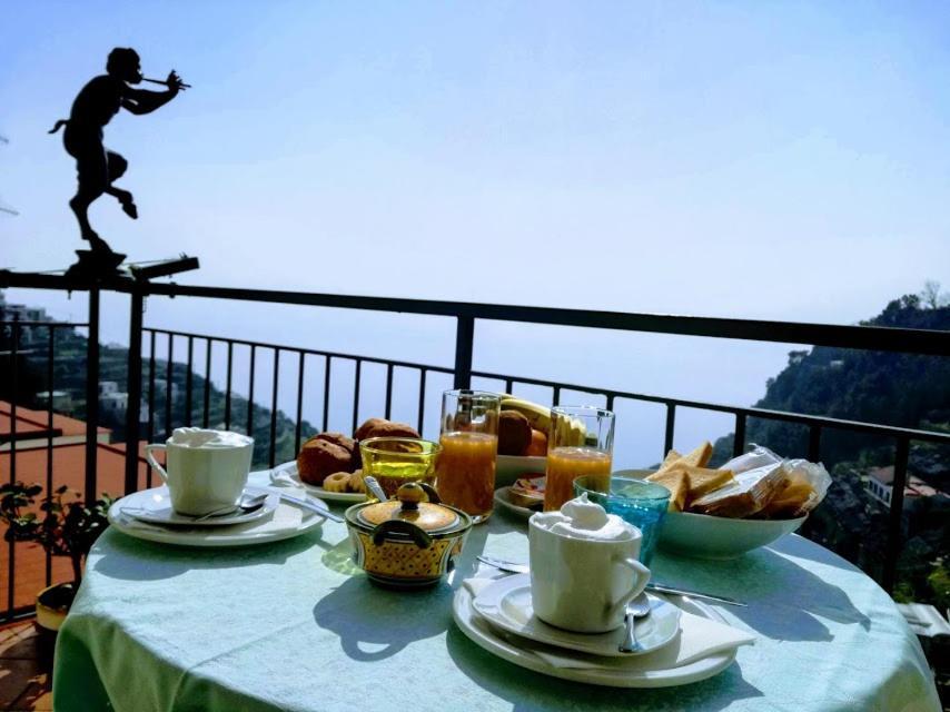 Bed and Breakfast Domus Gaia Amalfi Zewnętrze zdjęcie